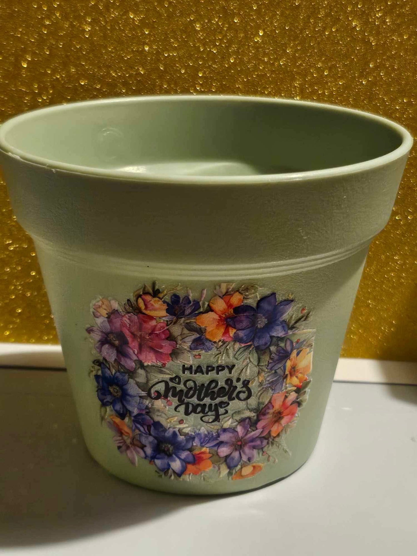 Mothers Day Themed Plastic Plant Pot and Saucer