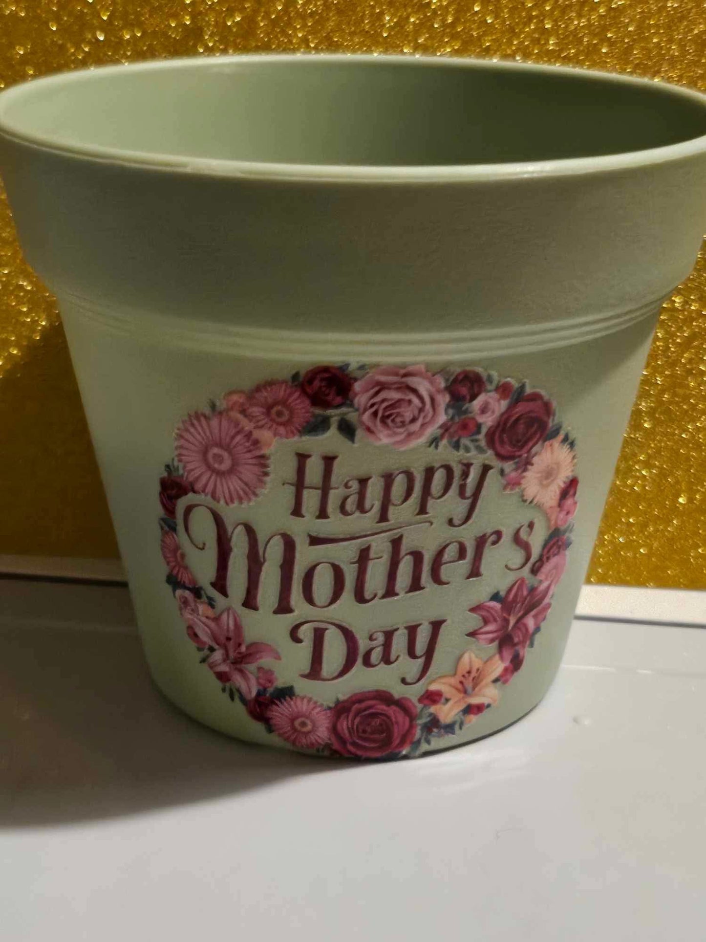 Mothers Day Themed Plastic Plant Pot and Saucer