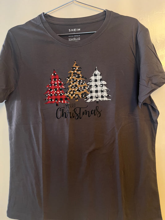 Women’s Size 12-14 Christmas T Shirt