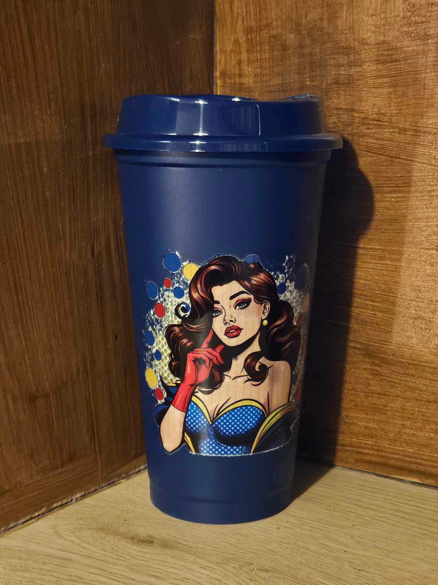 Retro Pop Art Girl Hot Cup