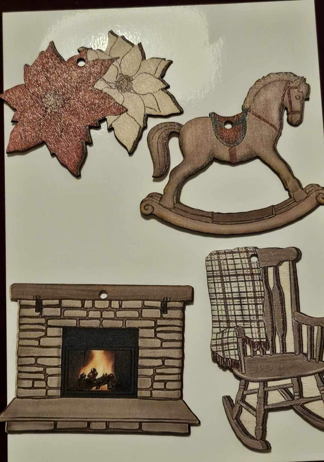 Christmas Themed Wooden Hanging Decoration Set