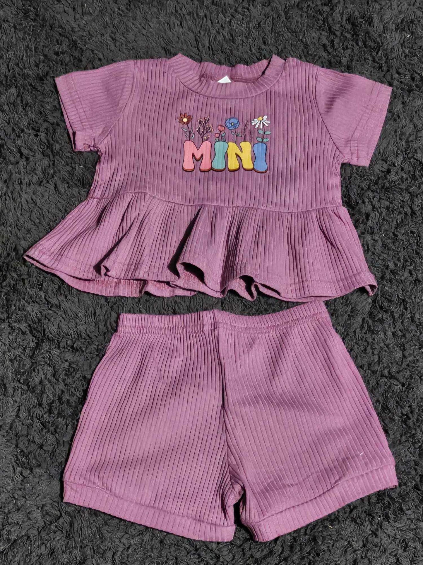 Girls Age 6 Months T Shirt And Shorts Set